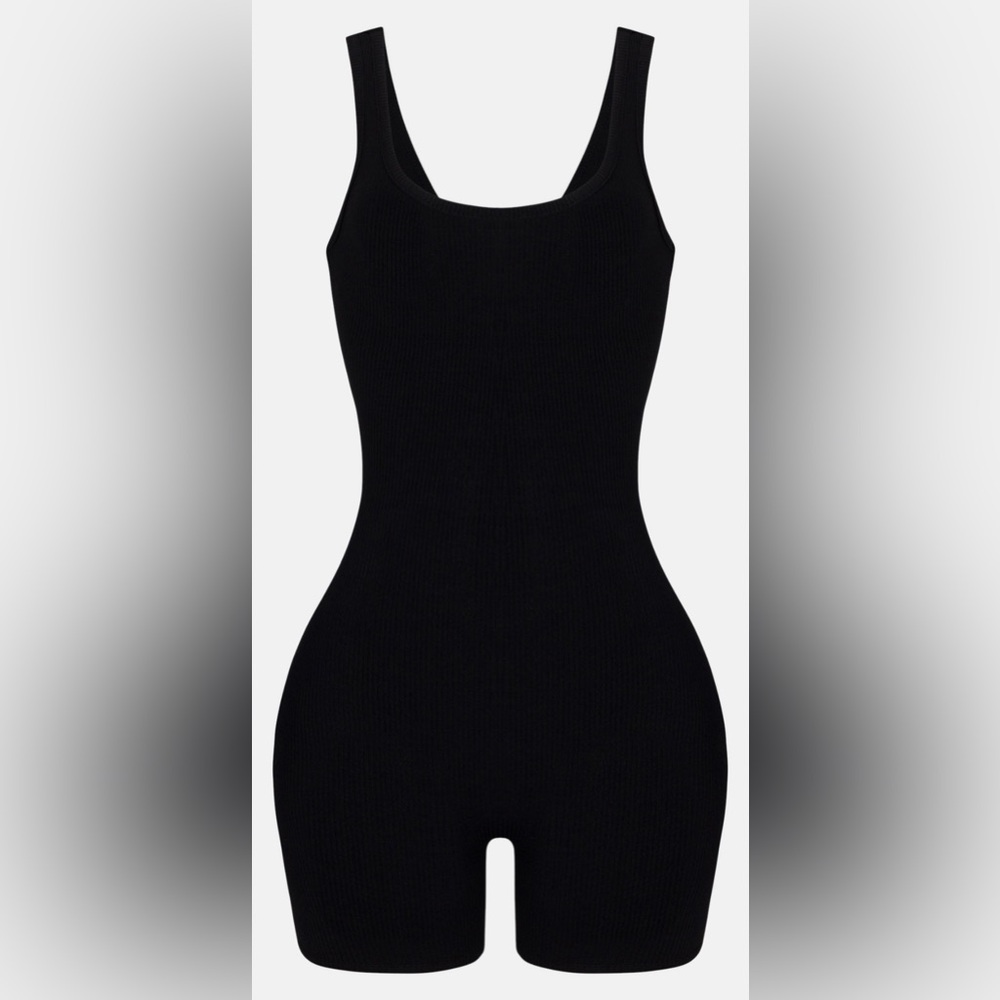 BNWT FashionNova Ribbed Romper